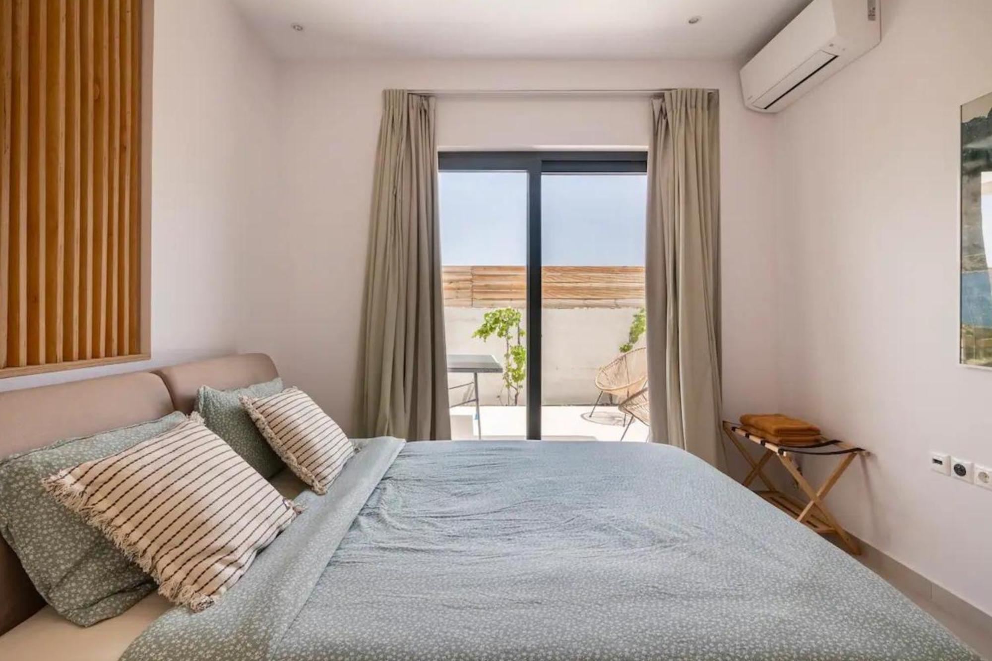 Villa Kala Loutraki - Private Pool & Sauna I Beach Exterior foto